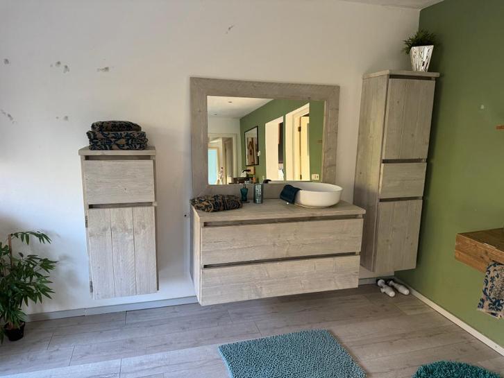 Badkamer inrichting | Badkamermeubel | Spiegel | kasten, Huis en Inrichting, Badkamer | Complete badkamers, Nieuw, Ophalen of Verzenden