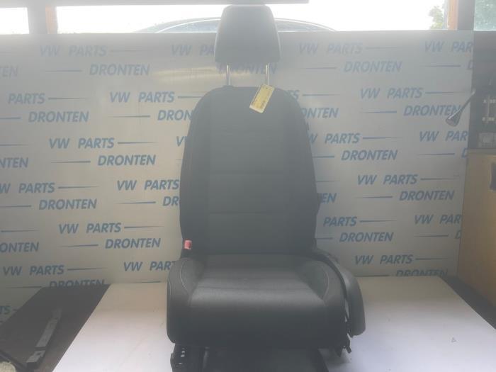 Stoel links van een Volkswagen Golf, Auto-onderdelen, Interieur en Bekleding, Volkswagen, Gebruikt, 3 maanden garantie, Verzenden