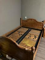 Mooie houten bedframe 140x200, Huis en Inrichting, Slaapkamer | Bedden, Ophalen, Gebruikt, Bruin, Tweepersoons