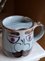 Jaren 70 vintage snorrenmok met snorbeschermer, Antiek en Kunst, Antiek | Servies los, Ophalen of Verzenden