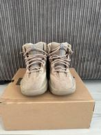 yeezy desert boot maat 43.3, Ophalen of Verzenden, Zo goed als nieuw
