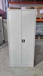 Metalenkast met stellingen €150,- per stuk, Huis en Inrichting, Kasten | Roldeurkasten en Archiefkasten, Ophalen, Gebruikt, N.v.t.