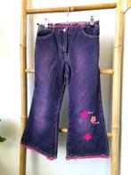 Leuke paarse jeans met bloemen - maat 110, Ophalen of Verzenden, Meisje, Broek