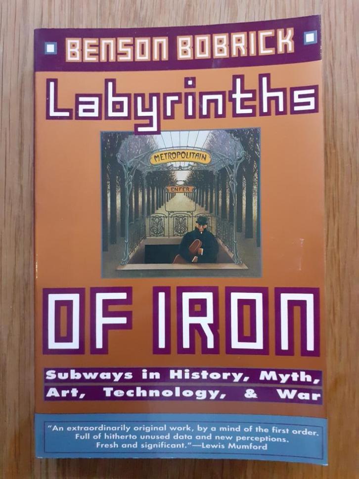 Labyrinths of Iron - Subways in History, Boeken, Geschiedenis | Wereld, Zo goed als nieuw, Noord-Amerika, 20e eeuw of later, Verzenden