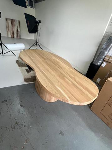 Eettafel Richmond Interiors Riva beschikbaar voor biedingen