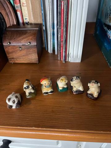 Oude Puntenslijper Collectie gipsen Hondjes etc beschikbaar voor biedingen