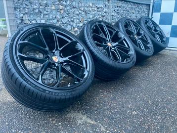 22 inch Porsche Cayenne Coupe velgen  5x130 pirelli P-zero beschikbaar voor biedingen