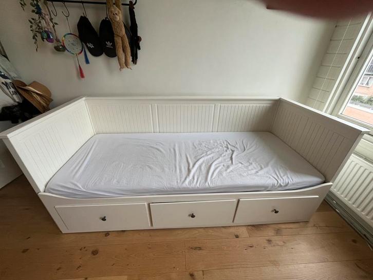 Ikea Hemnes bed 2x80 bij 200, Huis en Inrichting, Slaapkamer | Bedden, Gebruikt, Eenpersoons, 80 cm, 200 cm, Hout, Wit, Ophalen