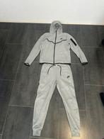 Nike tech pak, Ophalen of Verzenden, Zo goed als nieuw, Grijs, Algemeen