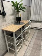 Keukentafel met 2 krukken, Ophalen, Gebruikt