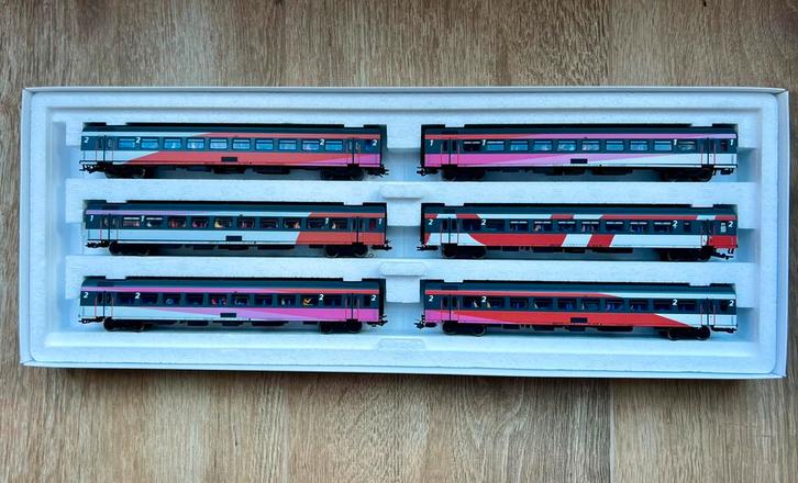 Märklin 42648 H0 6-Delige IC-sneltreinrijtuigset ICRm NS, Hobby en Vrije tijd, Modeltreinen | H0, Zo goed als nieuw, Wagon, Wisselstroom