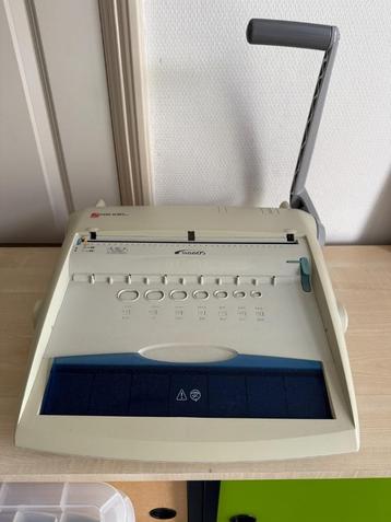 Inbindmachine voor Wire-O spiralen beschikbaar voor biedingen