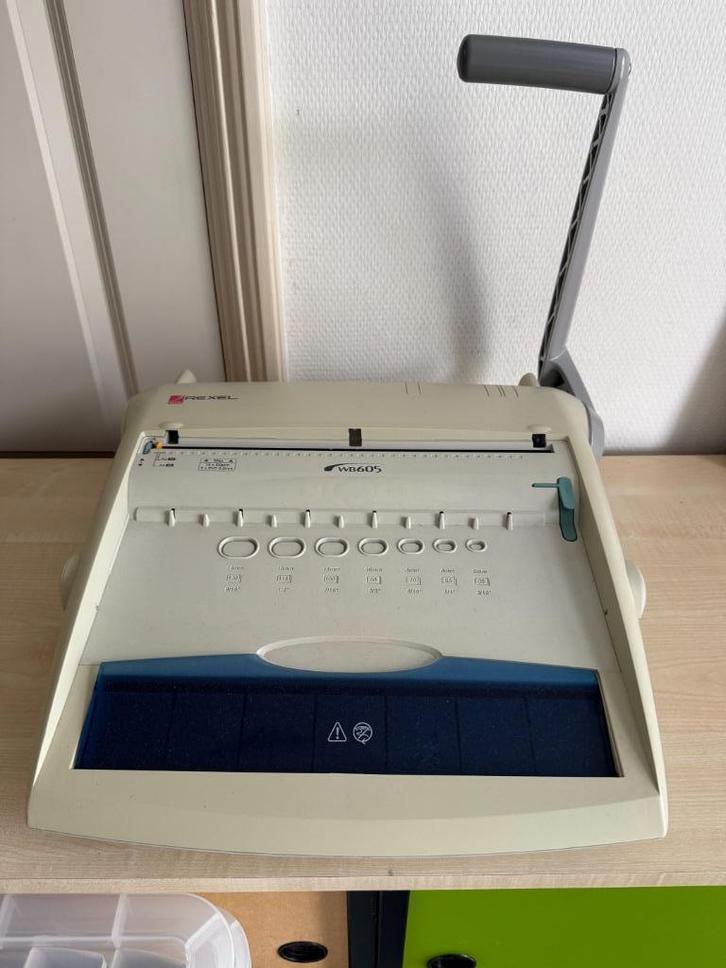 Inbindmachine voor Wire-O spiralen, Diversen, Bureau-accessoires, Ophalen