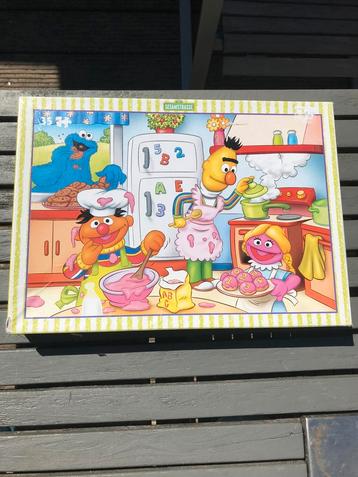 Jumbo puzzel Sesamstraat 35 stukjes beschikbaar voor biedingen