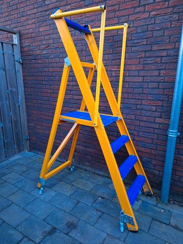 Nieuwe Bratts ladder met werk plateau beschikbaar voor biedingen