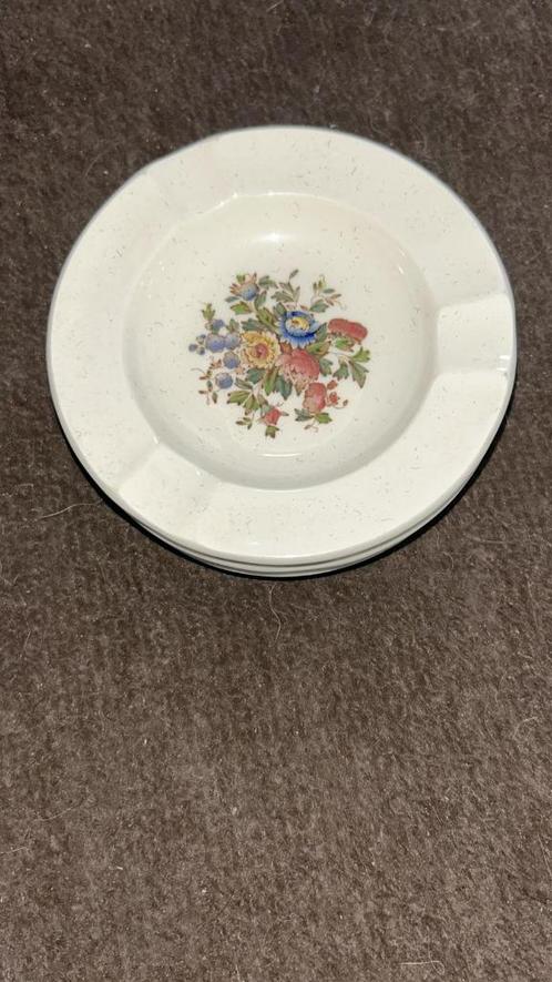 Wedgewood conway serviesdelen, Huis en Inrichting, Keuken | Servies, Gebruikt, Overige typen, Wedgwood, Porselein, Ophalen