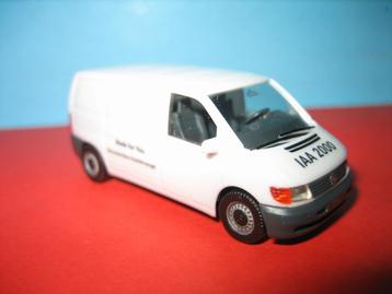 Transporter MERCEDES Vito  Made for You  Herpa beschikbaar voor biedingen