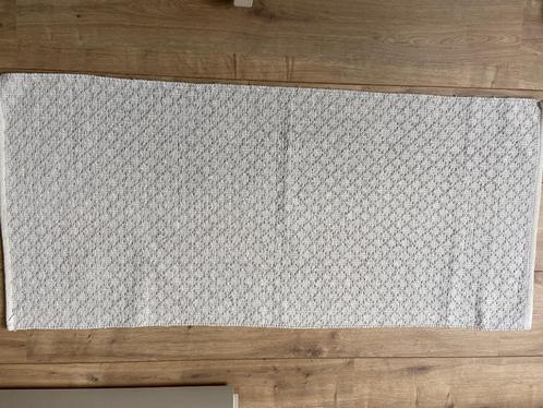 Vloerkleed grijs-wit geweven, Huis en Inrichting, Stoffering | Tapijten en Kleden, Gebruikt, 50 tot 100 cm, 100 tot 150 cm, Rechthoekig