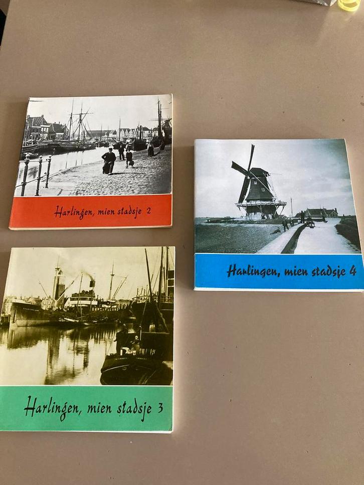 Veel boeken over Harlingen vroeger, Boeken, Geschiedenis | Stad en Regio, Gelezen, 17e en 18e eeuw, Ophalen of Verzenden