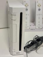 Nintendo Wii Console + 2 Controllers + Accessoires, Gebruikt, Verzenden, Met 2 controllers, Pandjeshuis053@hotmail.com
