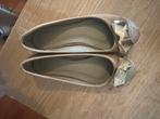 Beige Ballerina's - Maat 36 - Goede Staat, Beige, Zo goed als nieuw, Ballerina's, Ophalen of Verzenden