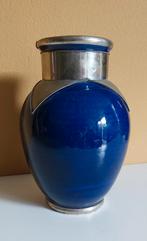 Mooie gave Arabische Maroc Berber vaas met metalen beslag, Huis en Inrichting, Ophalen, Blauw, Aardewerk of Porselein, Zo goed als nieuw
