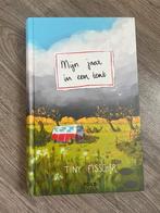 Mijn jaar in een tent – Tiny Fisscher (hardcover) 10+, Nieuw, Fictie, Ophalen of Verzenden, Tiny Fisscher