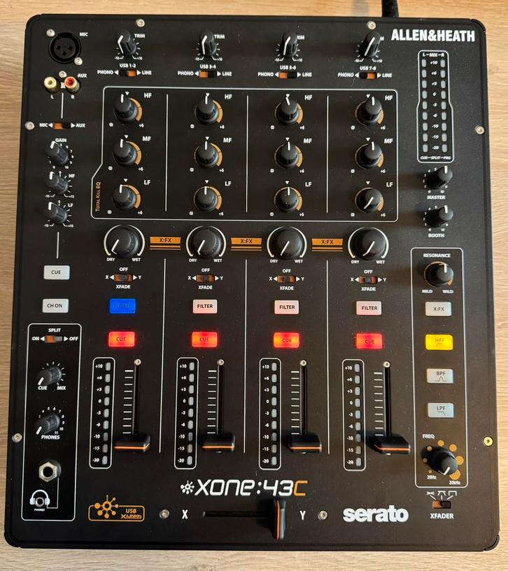 Allen & Heath Xone 43C (Kleine filter issue), Muziek en Instrumenten, Dj-sets en Draaitafels, Zo goed als nieuw, Overige merken