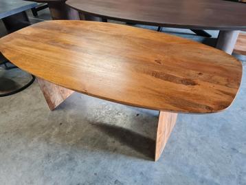 Eettafel mangohout deens ovaal 200 cm lang  beschikbaar voor biedingen