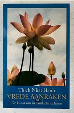 Vrede aanraken - de kunst om in aandacht te leven, Overige typen, Ophalen of Verzenden, Zo goed als nieuw, Overige onderwerpen