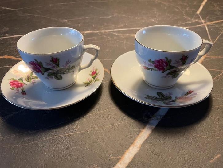 2 Chinese porseleinen kop en schotels, Antiek en Kunst, Antiek | Servies los, Ophalen