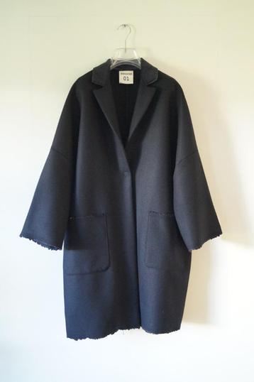 SEMICOUTURE Wollen Jas Maat 40-42 beschikbaar voor biedingen