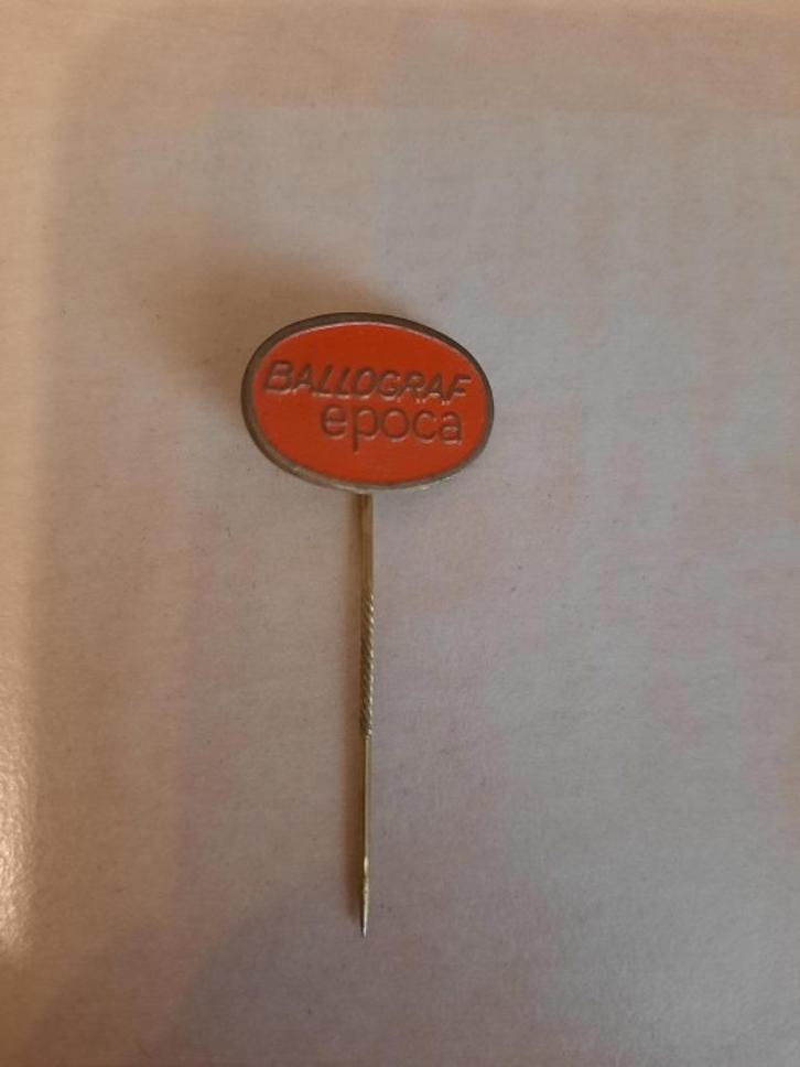 Speldjes Schrijfwaren Schrijfmachines etc., Verzamelen, Speldjes, Pins en Buttons, Gebruikt, Speldje of Pin, Merk, Ophalen of Verzenden