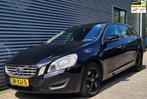Volvo V60 1.6 T3 Kinetic 06-2012 Black Sapphire Metallic, Voorwielaandrijving, Stof, 4 cilinders, 150 pk