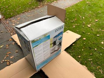 Intex Zandfilterpomp 10m3 - Nieuw, open doos beschikbaar voor biedingen