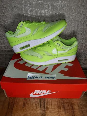 Nike air max one volt maat 42,5 beschikbaar voor biedingen