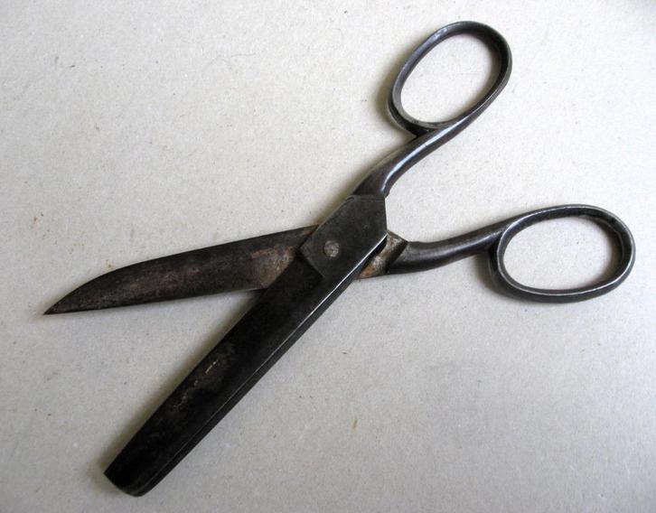 Antieke kleermakersschaar met stompe punt, Klophaus, Antiek en Kunst, Antiek | Gereedschap en Instrumenten, Ophalen of Verzenden