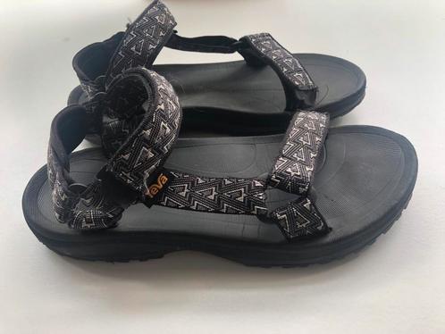 Teva’s maat 40,5 - Teva sandalen jongen, Kinderen en Baby's, Kinderkleding | Schoenen en Sokken, Zo goed als nieuw, Overige typen
