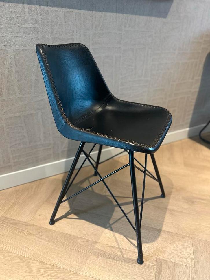 Riverdale Stoel - Zwart Leer & Metaal, Huis en Inrichting, Stoelen, Zo goed als nieuw, Eén, Leer, Zwart, Ophalen