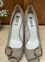 Zara pumps maat 39, Ophalen of Verzenden, Zo goed als nieuw, Beige