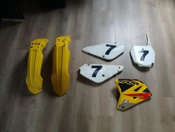 Suzuki rm85 en rmz250/450 kappen beschikbaar voor biedingen
