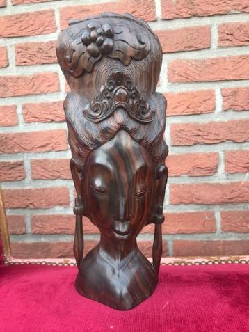 Balinese dame, coromandelhout, handwerk beschikbaar voor biedingen