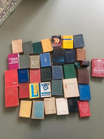 36 miniatuur woordenboeken Van Goor Meulenhof mini beschikbaar voor biedingen