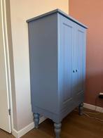 Gezocht: Isala kast IKEA lavendel (paars/blauw), Huis en Inrichting, Kasten | Overige, Ophalen