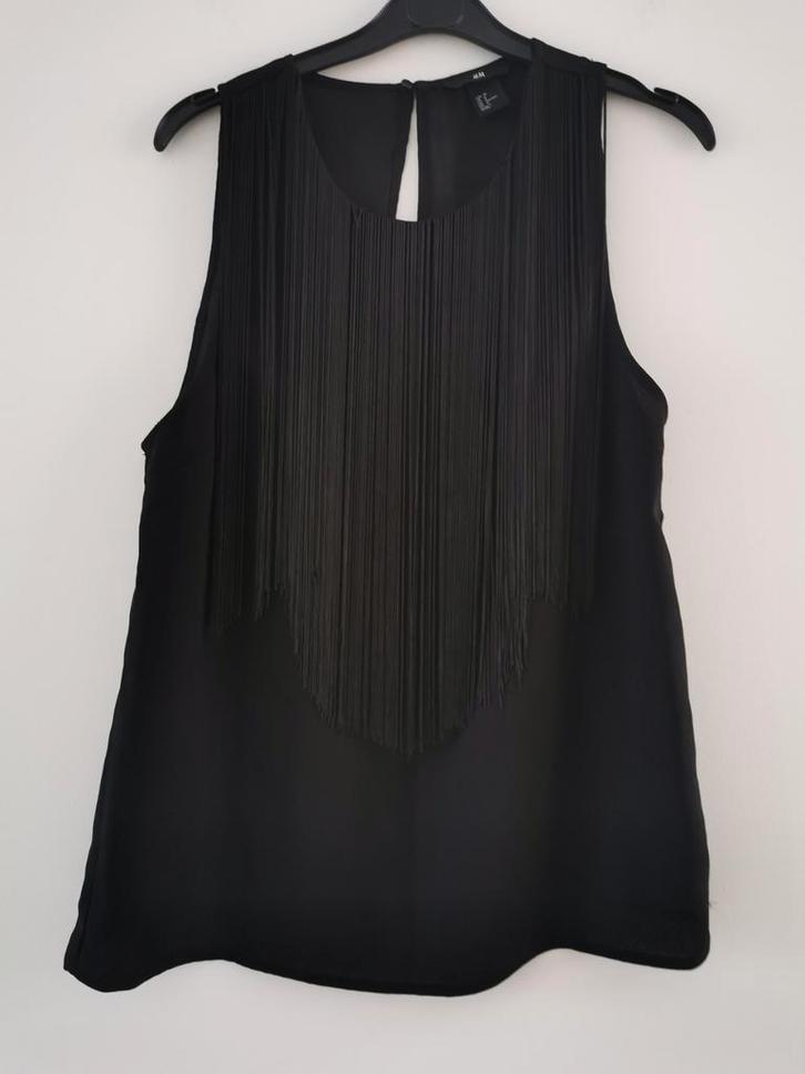 H&M top met franjes mt. 38, Kleding | Dames, Tops, Zo goed als nieuw, Maat 38/40 (M), Zwart, Zonder mouw, Verzenden