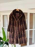 Vintage De Bijenkorf bontjas – Fourrures – echt bont, Ophalen of Verzenden, Gedragen, Maat 38/40 (M), Bruin