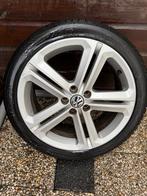 gezocht 1 velg zie omschrijving en foto merk mallory, Auto-onderdelen, Ophalen of Verzenden, Gebruikt, Volkswagen