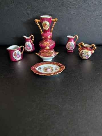 Miniatuur Limoges Porselein Servies beschikbaar voor biedingen