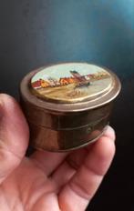 Antiek koperen souvenirblikje , Pillendoos, Antiek en Kunst, Antiek | Koper en Brons, Ophalen of Verzenden, Koper