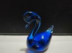 Kobaltblauwe glazen zwaan – handgeblazen vintage, Antiek en Kunst, Ophalen of Verzenden